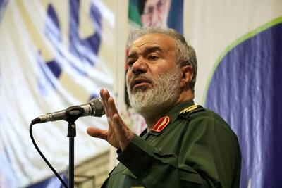 سردار فدوی: نباید در برابر دشمن تا بن دندان مسلح کوتاه آمد
