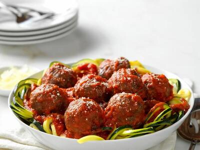 طرز تهیه قرمزه نخودچی؛ غذای سنتی و خوشمزه به سبک اصفهانی