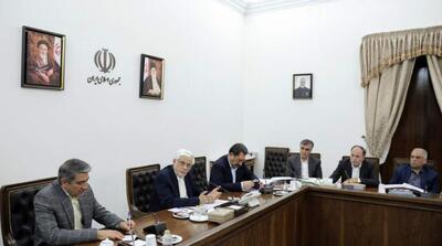 عارف: دولت وفاق ملی اجازه نمی‌دهد دسیسه‌ها برای برهم زدن آرامش بازار، اجرایی شود - مردم سالاری آنلاین