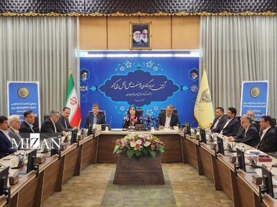 مراسم امضای دو تفاهمنامه سرمایه‌گذاری برای تولید و تامین بیش از ۲۰۰۰ واگن مسافری و باری