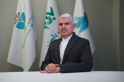 گواهی سپرده محصولات صنعتی و معدنی در مسیر بورس کالا / فولاد مبارکه پس از پذیرش انبارها، یکی از محصولات تولیدی‌ خود را در قالب گواهی سپرده محصولات صنعتی و معدنی راهی بورس کالا می‌کند