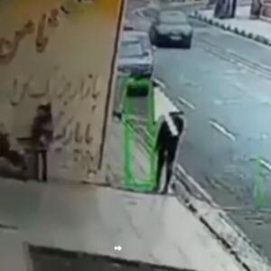 دستگیری عاملان گردنبندقاپی از یک مادر بچه‌به‌بغل