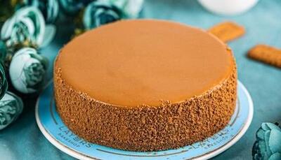 طرز تهیه کیک لوتوس؛ خوشمزه‌ترین کیکی که تابه‌حال خورده‌اید