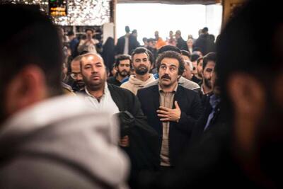 انتقاد کیهان از سریال پایتخت : به نقی «حاجی» می‌گویند تا صفات زشت او را به افراد مذهبی نسبت بدهند/ بی‌حیایی و پاسور بازی هم ترویج شد