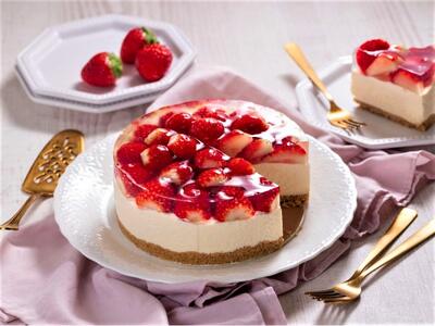طرز تهیه چیزکیک توت فرنگی با تمامی نکات