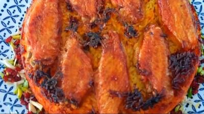طرز تهیه ته انداز مرغ طلایی شده با دمی گوجه / ارمنی پلو خوشمزه و لذیذ