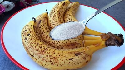 موز سیاه شده را دور نریزید / طرز تهیه پنکیک با موز بدون نیاز به فر