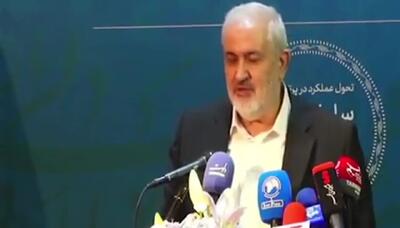 عذرخواهی بامزه  وزیر نیرو از قطعی برق در سالن مراسم جشنوارۀ شهید رجایی +‌ فیلم
