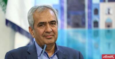 کاهش انگیزه تولیدکنندگان/ دولت بخشنامه های خلق الساعه را حذف کند