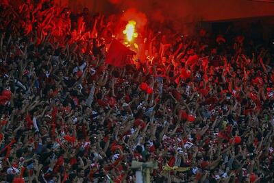 تنش در مقابل باشگاه پرسپولیس