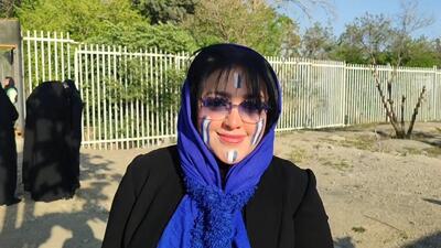 بانوی استقلالی: پیراهن سید حسین حسینی را برای کودک مبتلا به سرطان می خواهم