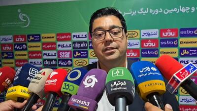 مدیراجرایی استقلال: VAR با میکروسکوپ دنبال چه چیزی می گردد؟!