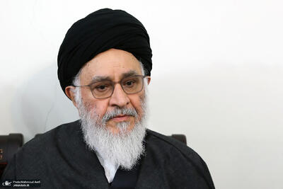 آیت الله محقق داماد: پاپ فرانسیس با نگاهی انسانی، روحی متواضع و زبانی مشفق، در مسیر تقریب ادیان، حمایت از مظلومان و دعوت به صلح و عدالت جهانی گام نهاد