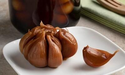 طرز سیر ترشی فوری و حرفه‌ای؛ ساده و سریع​+ نکات کپک نزدن