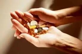 زنان از کدام ویتامین‌ها بیشتر مصرف کنند؟