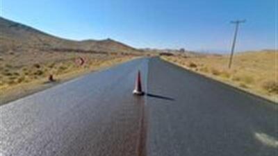 آغاز عملیات روکش آسفالت گرم محور اسدیه - بیرجند