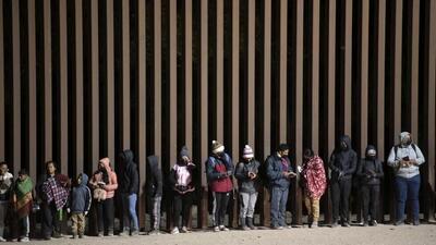 تحسین ترامپ از دولت خودش بابت اخراج مهاجران