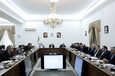 بررسی عملکرد مصوبات توسعه میدان‌های مشترک در نشست شورای اقتصاد