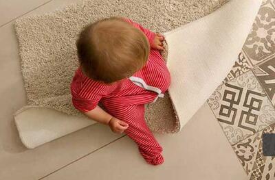 چند ترفند کابردی برای از بین بردن بوی ادرار از روی فرش