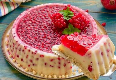 ژله دو رنگ انار: طرز تهیه یک دسر زیبا برای مهمانی‌ ها