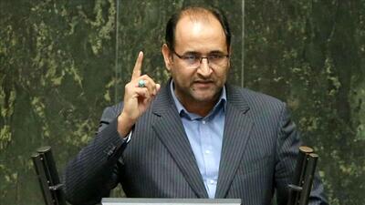 اقتصاد ما یک اقتصاد مافیایی و رانتی است/ سُرنا را از قسمت گشادش می‌نوازیم