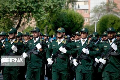 وزیر دفاع: سپاه کارنامه‌ای رزین و عملکردی درخشان دارد
