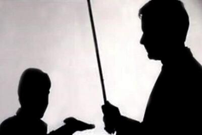 باز هم برخورد خشن معلم خبرساز شد