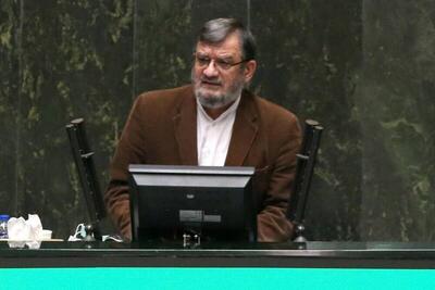 فیلم/ روح‌الامینی: آقای عارف! گزارش‌های کمی آمار هم وزن نیستند