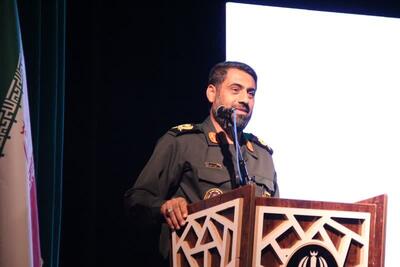 هنرمندان می‌توانند عملیات سنگین روانی دشمن را خنثی کنند