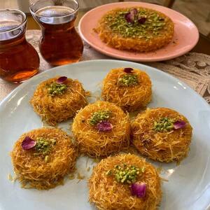 طرز تهیه محبوبترین دسر ترکیه؛ کنافه / ترکیب کنافه و بستنی بهشتی ترین طعم روزهای گرمه+ فیلم
