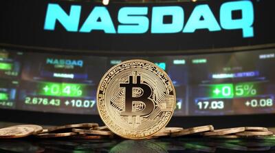 رکوردشکنی بیت‌کوین در برابر نزدک؛ قیمت BTC هم سقف تاریخی خود را می‌شکند؟