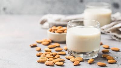 نحوه درست کردن حریره بادام برای نوزاد ۶ ماهه + آموزش گام به گام