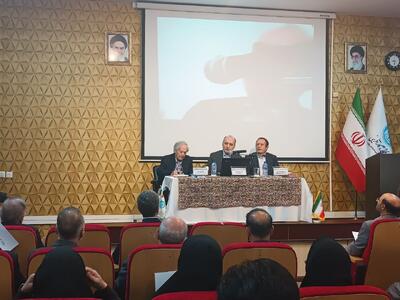 رئیس دانشگاه تهران: توسعه بی‌رویه آموزش عالی، بحران‌آفرین است
