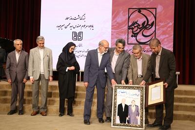 سومین دوره مراسم اهدای جایزه معماری میرحیدر در کرمان برگزار شد