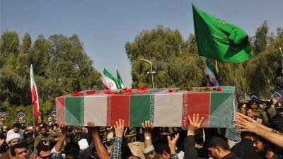 پیکر پاک شهید گمنام میهمان شهر ویس می‌شود