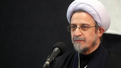 اعتقاد اسلام توجه دین هم به بعد فردی  و هم ابعاد اجتماعی و سیاسی است