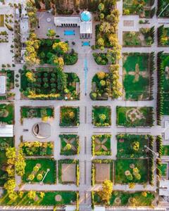 تصویری از آرامگاه سعدی شیرازی از بالا