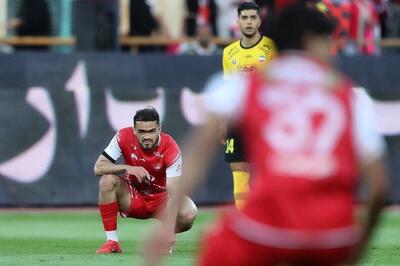 اورونوف ماندنی است یا رفتنی؟/ رفع قرارداد اوستون ارونوف با پرسپولیس!