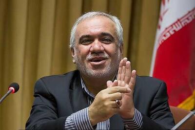 فتح الله زاده: سرمربی استقلال را فقط من تعیین می‌کنم