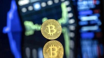 آخرین وضعیت بازار رمزارزها در جهان/ بی‌ثباتی بازار سهام و دلار بیت‌کوین را صعودی کرد