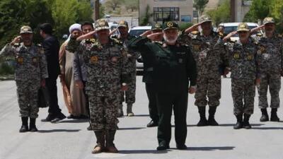 کشور از وابستگی نظامی به بیگانگان بی‌نیاز شده است