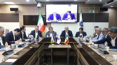 گزارش تصویری | نشست رئیس اتاق ازبکستان با قدیر قیافه نایب رییس اتاق ایران