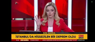 فیلم وحشت از زلزله در برنامه زنده در ترکیه