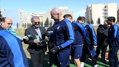 جریمه ده درصدی باشگاه استقلال برای بازیکنان و کادرفنی