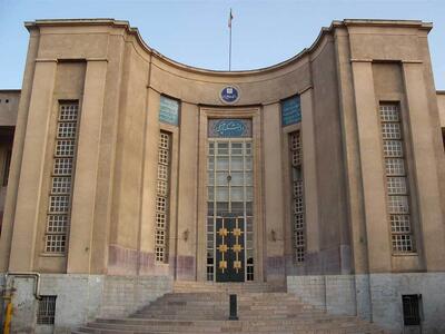 رئیس دانشگاه علوم پزشکی تهران: مجبور شدیم به خوابگاه‌های استیجاری متعدد روی بیاوریم