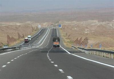 اتخاذ تصمیم فوری برای بهسازی آسفالت اتوبان زنجان - تبریز - تسنیم