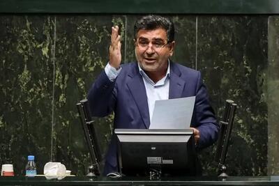تغییر ساعت رسمی از نظر نمایندگان در حال حاضر اولویت کشور نیست / مجلس معتقد است که ابهامی برای ساعت رسمی کشور وجود ندارد