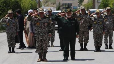 کشور از وابستگی نظامی به بیگانگان بی‌نیاز شده است