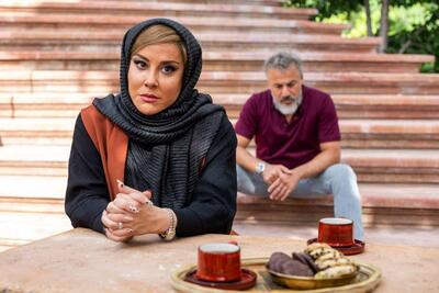 عیادت آشا محرابی بازیگر سریال ناریا از مادر عمو پورنگ + ویدیو