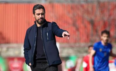 خسرو حیدری در آستانه مربی شدن در استقلال